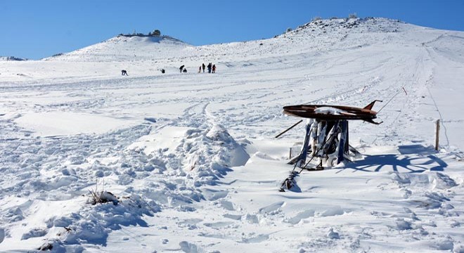 Karacadağ Kayak Merkezi ziyaretçilerini bekliyor