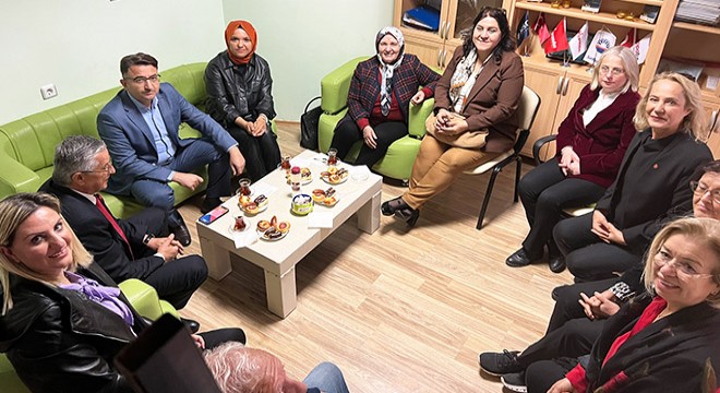 Kaymakam Çam dan Türk Kadınlar Birliği ne ziyaret