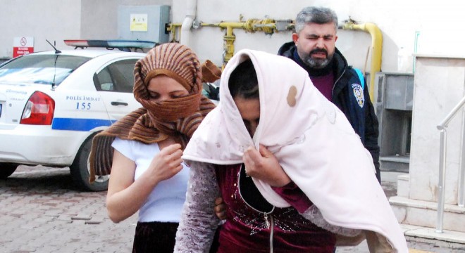Kayseri de 3 evi soyan 5 kadın yakalandı