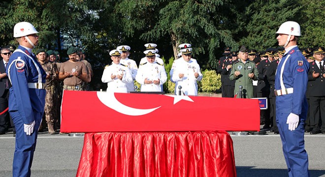 Kazada şehit olan Uzman Jandarma Yenier için tören
