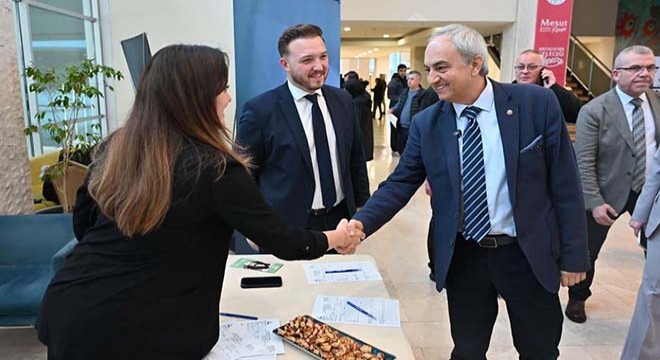 Kepez'de iş arayanlarla işverenler aynı çatıda buluştu