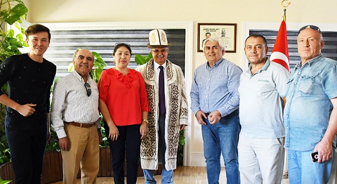 Kırgızlardan Başkan Topaloğlu na ziyaret