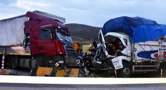 Kırıkkale’de zincirleme kaza: 2 ölü, 17 yaralı