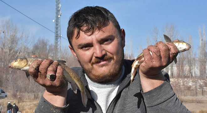 Kısıtlamadan çıkan amatör balıkçılar, Kızılırmak a koştu