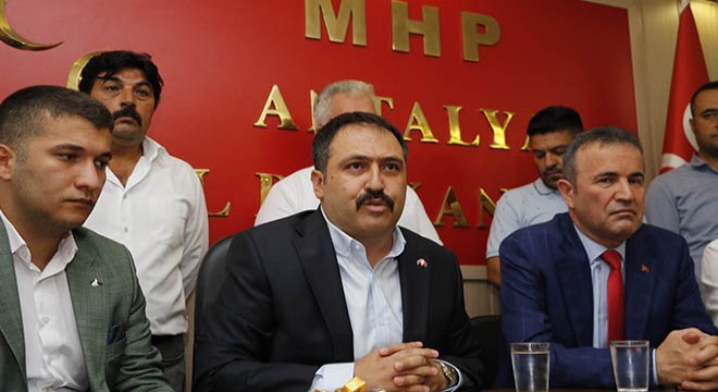 MHP li Aksoy: 19 ilçe ve büyükşehiri almak için çalışıyoruz