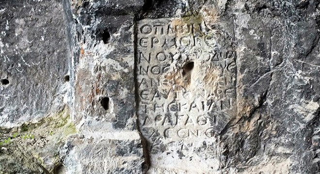 Mağara kilise, kaçak kazılarla talan edildi