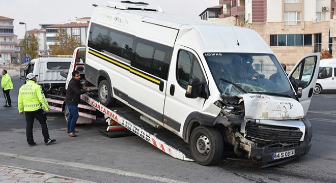 Malatya da zincirleme kaza: 23 yaralı