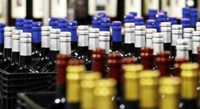 Marmaris te 6 bin 849 şişe sahte içki ele geçirildi