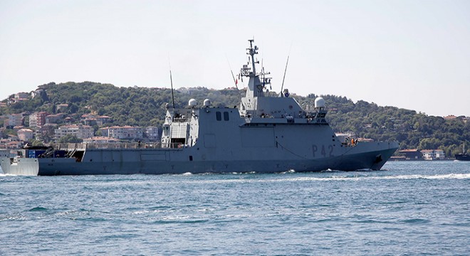 Mayın arama gemileri art arda İstanbul Boğazı ndan geçti