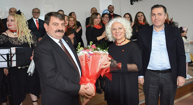 Mehmetçik Vakfı yararına konser