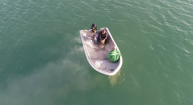 Mesire alanlarında yasak olunca teknede mangal yaktılar