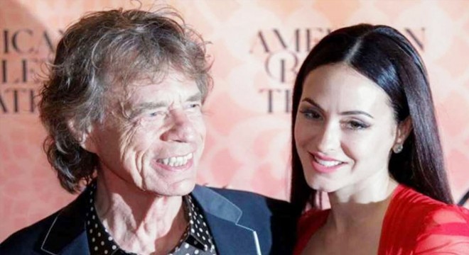 Mick Jagger, 36 yaşındaki sevgilisi ile nişanlandı