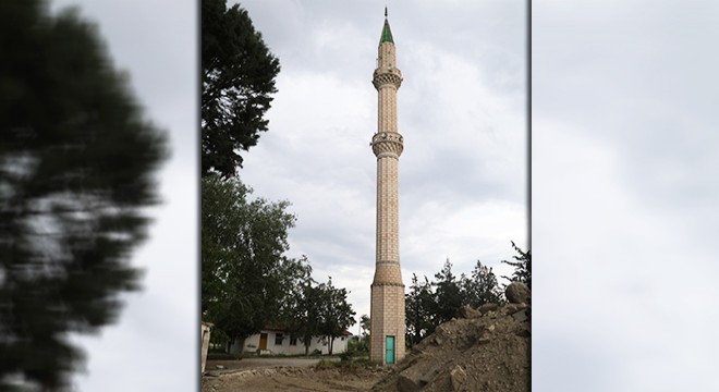 Minare, camisini bekliyor