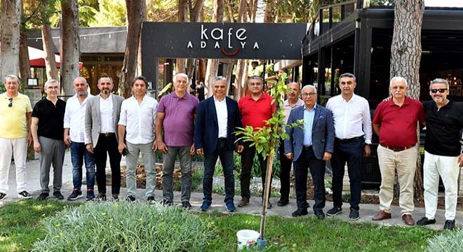 Muratpaşa Belediye Başkanı Uysal, ‘Her zerresi amacına ulaşıyor’