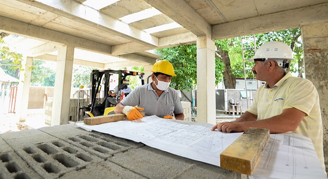 Muratpaşa Camii nde inşaat sürüyor