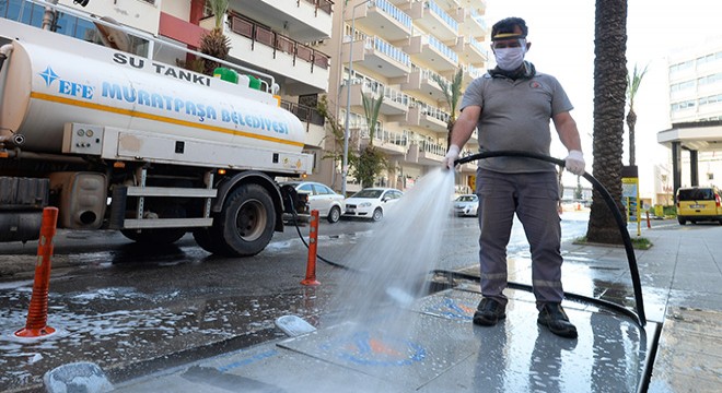 Muratpaşa da 60 bin litre dezenfektan kullanıldı