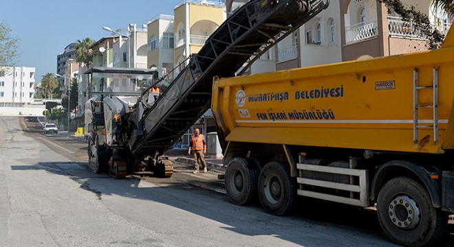 Muratpaşa da asfalt çalışması