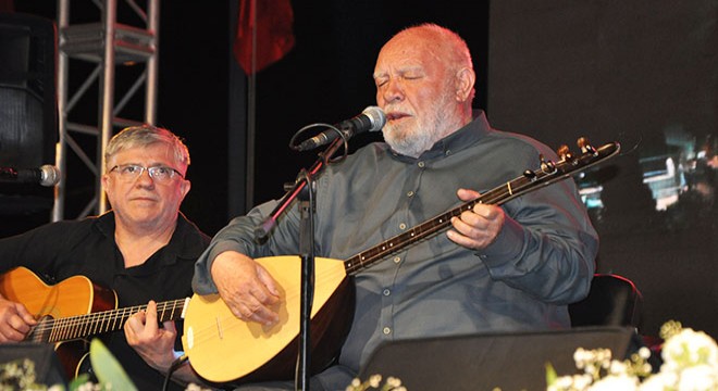 Musa Eroğlu, Gazipaşa da konser verdi