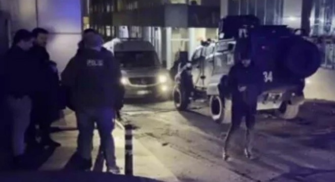 Müzikholde silahlı çatışma: 2 si polis 5 yaralı