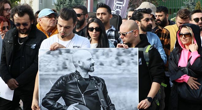 Müzisyenlerden Onur Şener cinayeti protestosu
