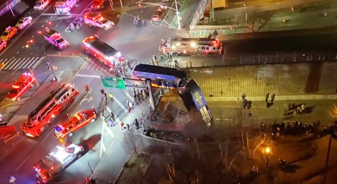 New York ta otobüs kazası: 8 yaralı
