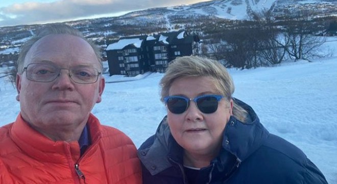 Norveç Başbakanı Solberg e Kovid-19 ihlalinden soruşturma