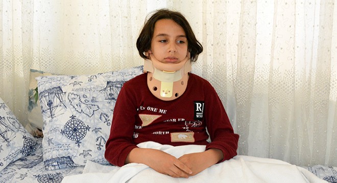 Okulda 4 arkadaşının dövdüğü Ali Emir in boynu kırıldı