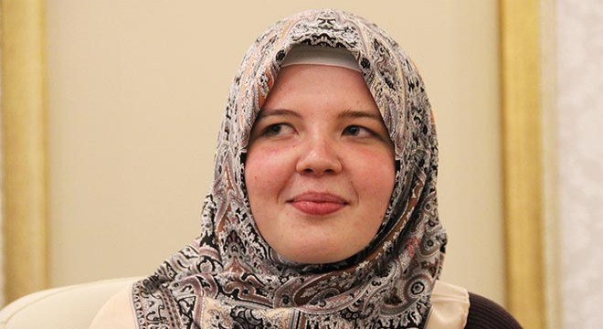 Oruçtan etkilenen Danimarkalı Malene, Müslüman oldu
