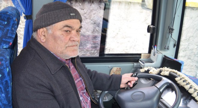 Otobüs şoförü, kalp krizi geçiren yolcuyu hastaneye yetiştirdi