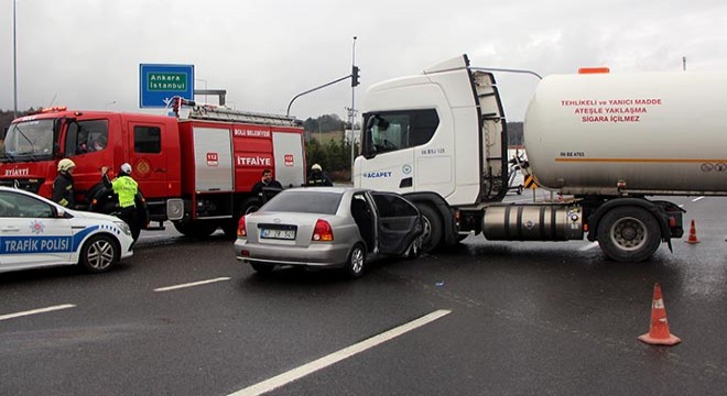 Otomobil ile LPG tankeri çarpıştı: 2 yaralı