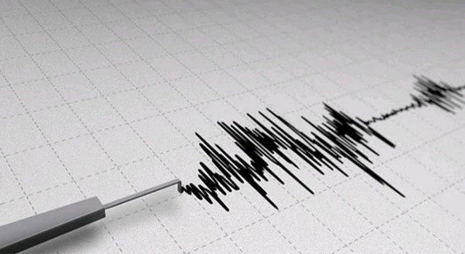Papua Yeni Gine de 7.2 büyüklüğünde deprem