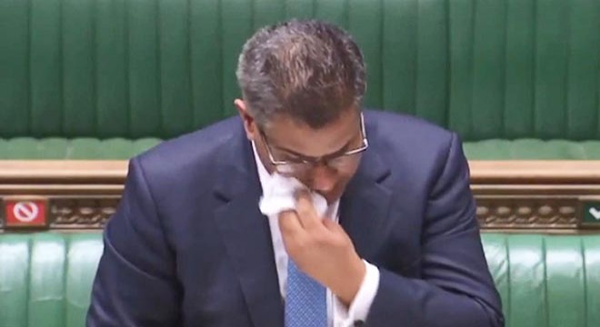 Parlamentoda konuşma yapan Ekonomi Bakanı panik yarattı