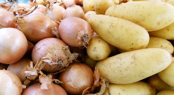 Pazarda patates ve soğana yoğun talep