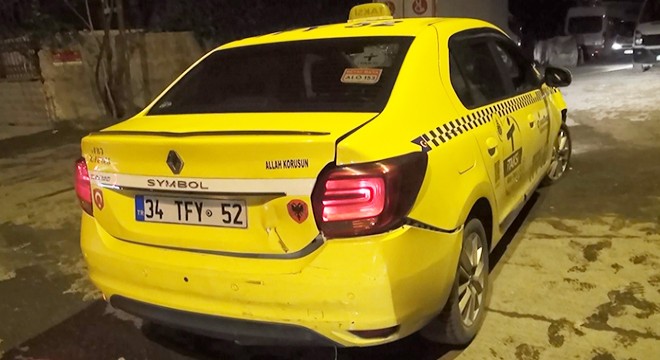 Polisten kaçan taksi lastiklerine ateş açılarak durduruldu
