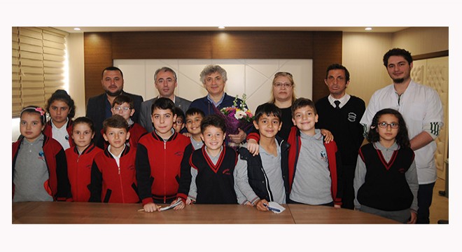 Prof. Dr. Özkan, Tıp Bayramı nda öğrencilerle buluştu