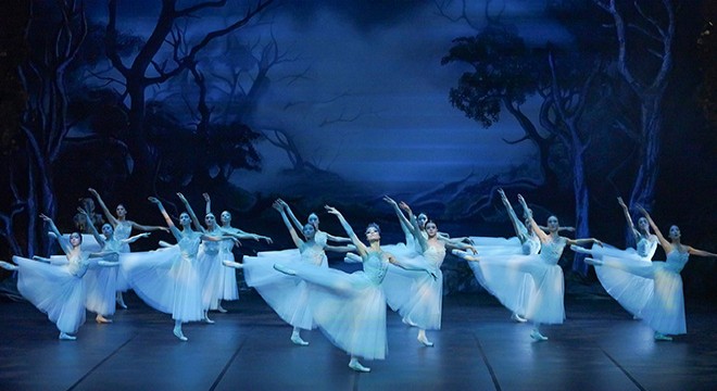 Romantik balenin başyapıtı  Giselle  sahnede
