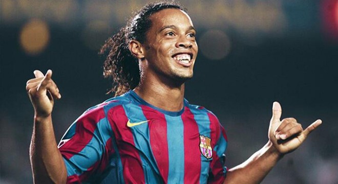 Ronaldinho gözaltına alındı