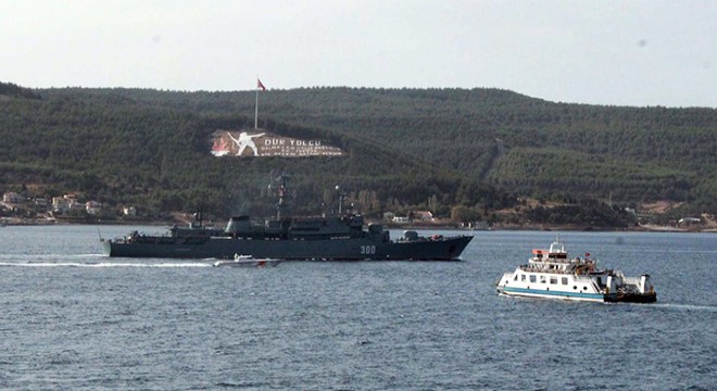 Rus savaş gemisi, Çanakkale Boğazı ndan geçti