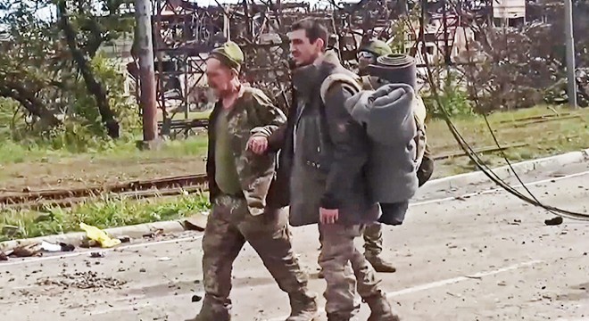 Rusya: 29 u yaralı 694 Ukrayna askeri teslim oldu