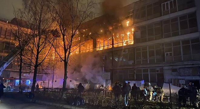 Rusya’da mobilya fabrikasında büyük yangın