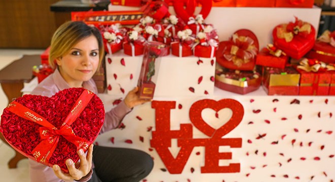 Sevgililer Günü ne özel  aşk çikolataları  satışa çıktı