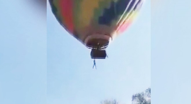Sıcak hava balon turundaki korku dolu anlar kamerada