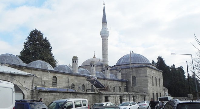 Sokullu Mehmet Paşa Cami külliyesinin çalınan  kurşunları yenilendi