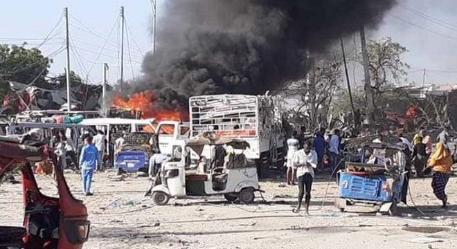 Somali’de bomba yüklü araç patladı: 76 ölü