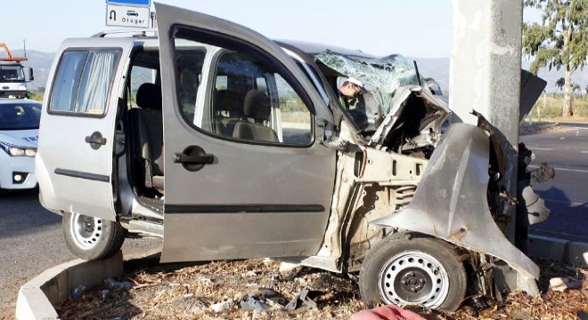 Sürücü öldü, eşi ağır yaralandı