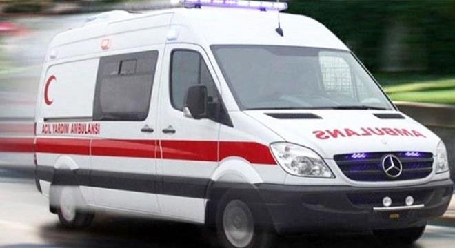 Tarım işçilerini taşıyan servis minibüsü devrildi: 18 yaralı