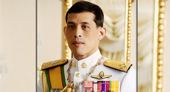 Tayland Kralı 20 cariyesini ordu mensubu yaptı