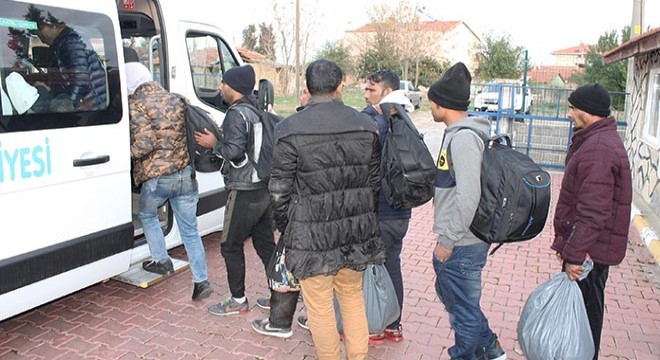 Tekirdağ da 35 kaçak göçmen yakalandı