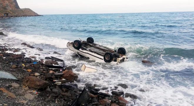 Tekirdağ da otomobil denize uçtu: 5 yaralı