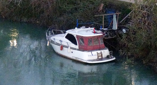 Tekneden hırsızlık şüphelisi tutuklandı